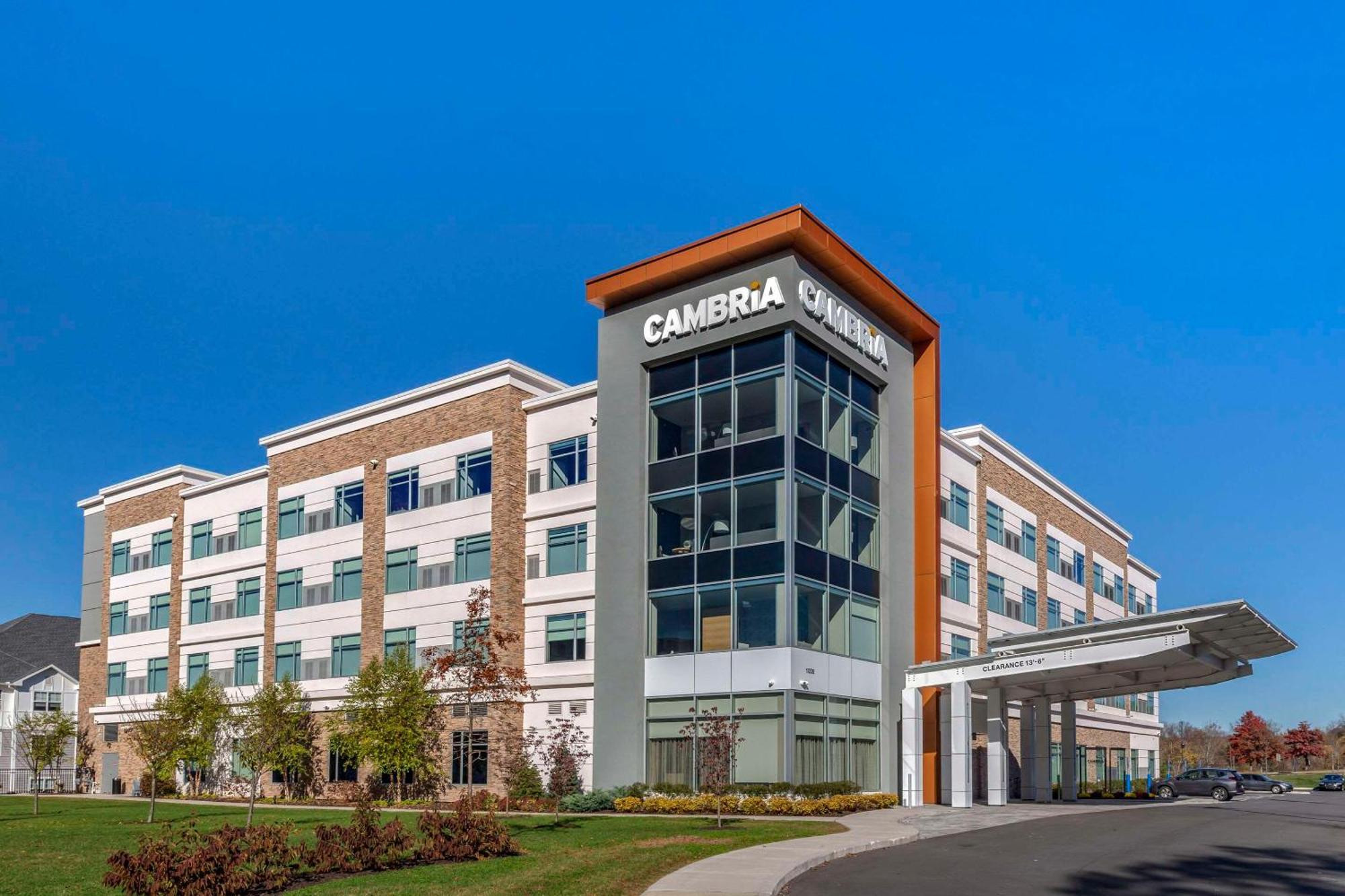 Cambria Hotel Manchester South Windsor Exterior photo